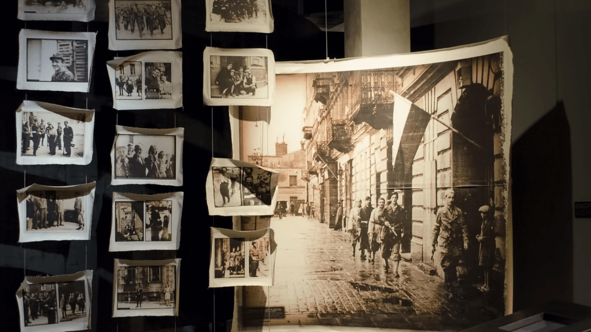 Wystawa w Muzeum Powstania Warszawskiego